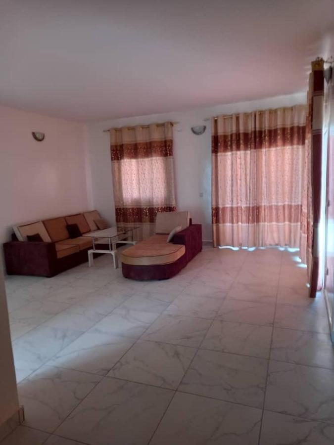 Villa Diambars Sali Tapé Dış mekan fotoğraf