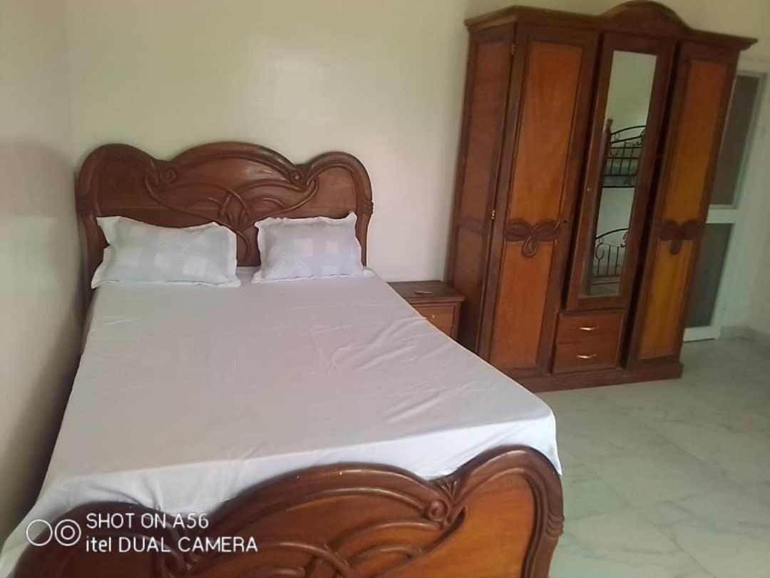 Villa Diambars Sali Tapé Dış mekan fotoğraf